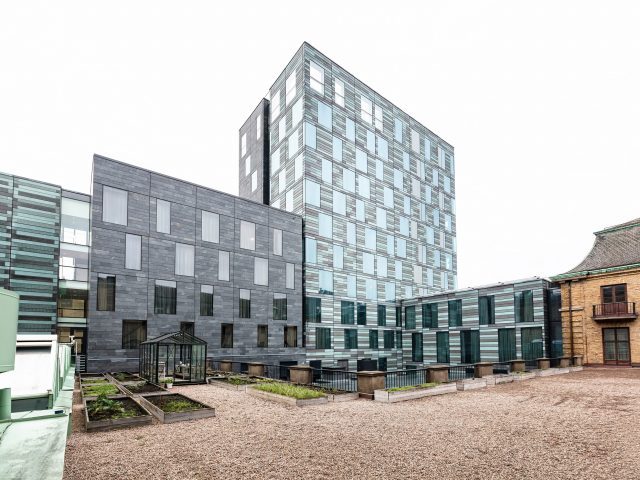 Clarion hotel post exteriör nybyggnad, gård